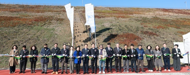 완주군, 경천저수지 둘레길·황톳길 준공…생태관광 인프라 구축
