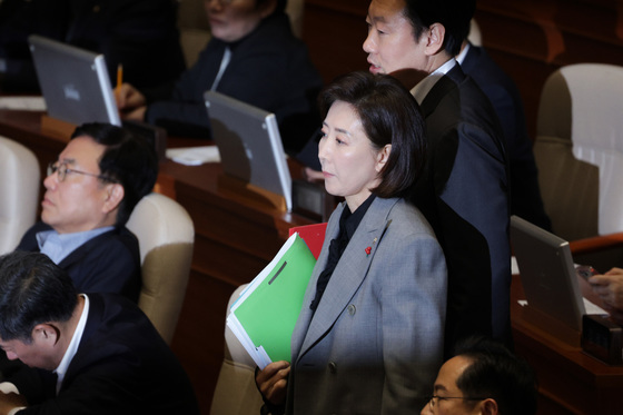 필리버스터 나서는 나경원