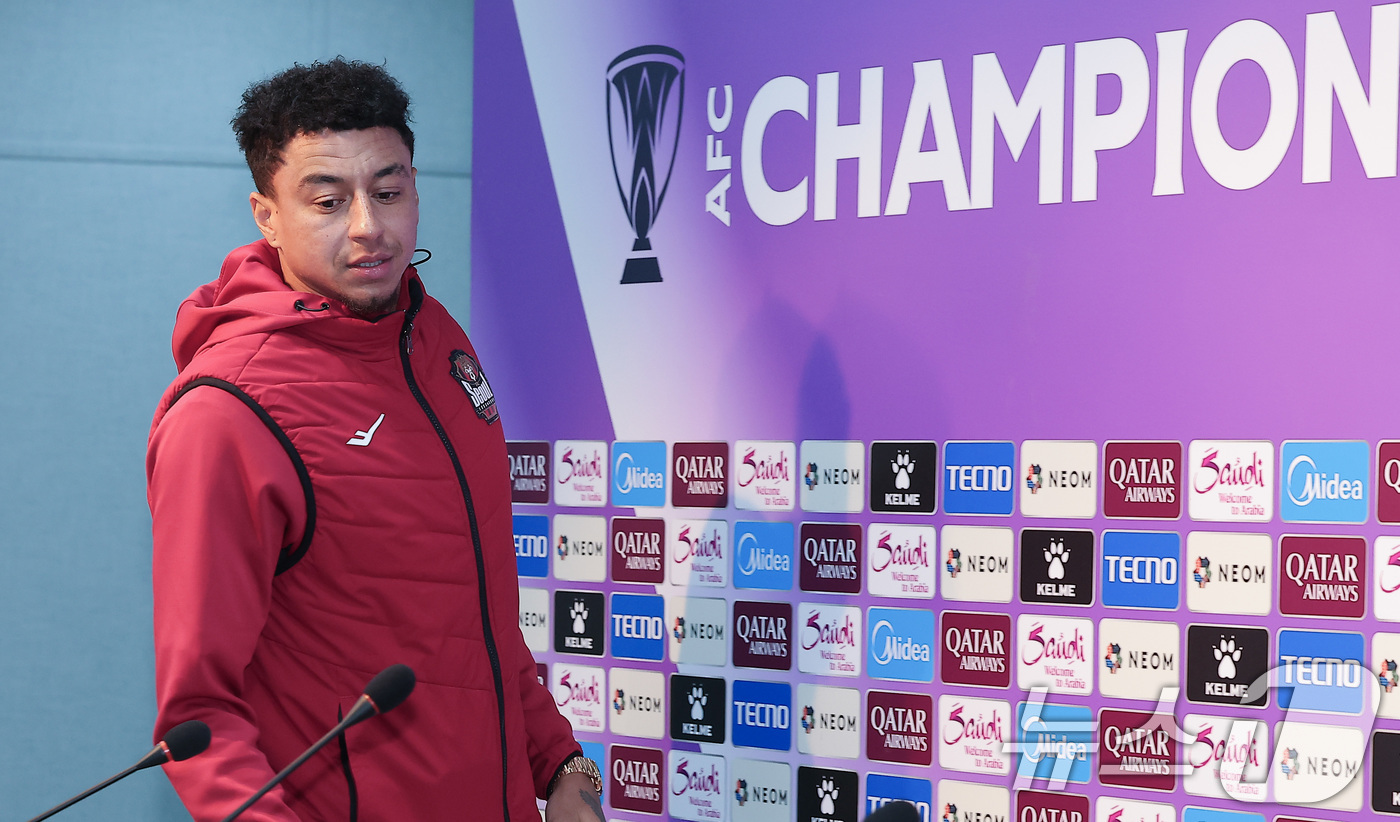 (서울=뉴스1) 김성진 기자 = FC서울 제시 린가드가 9일 서울 마포구 서울월드컵경기장에서 열린 2025~2026시즌 아시아축구연맹(AFC) 챔피언스리그 엘리트(ACLE) 리그 …