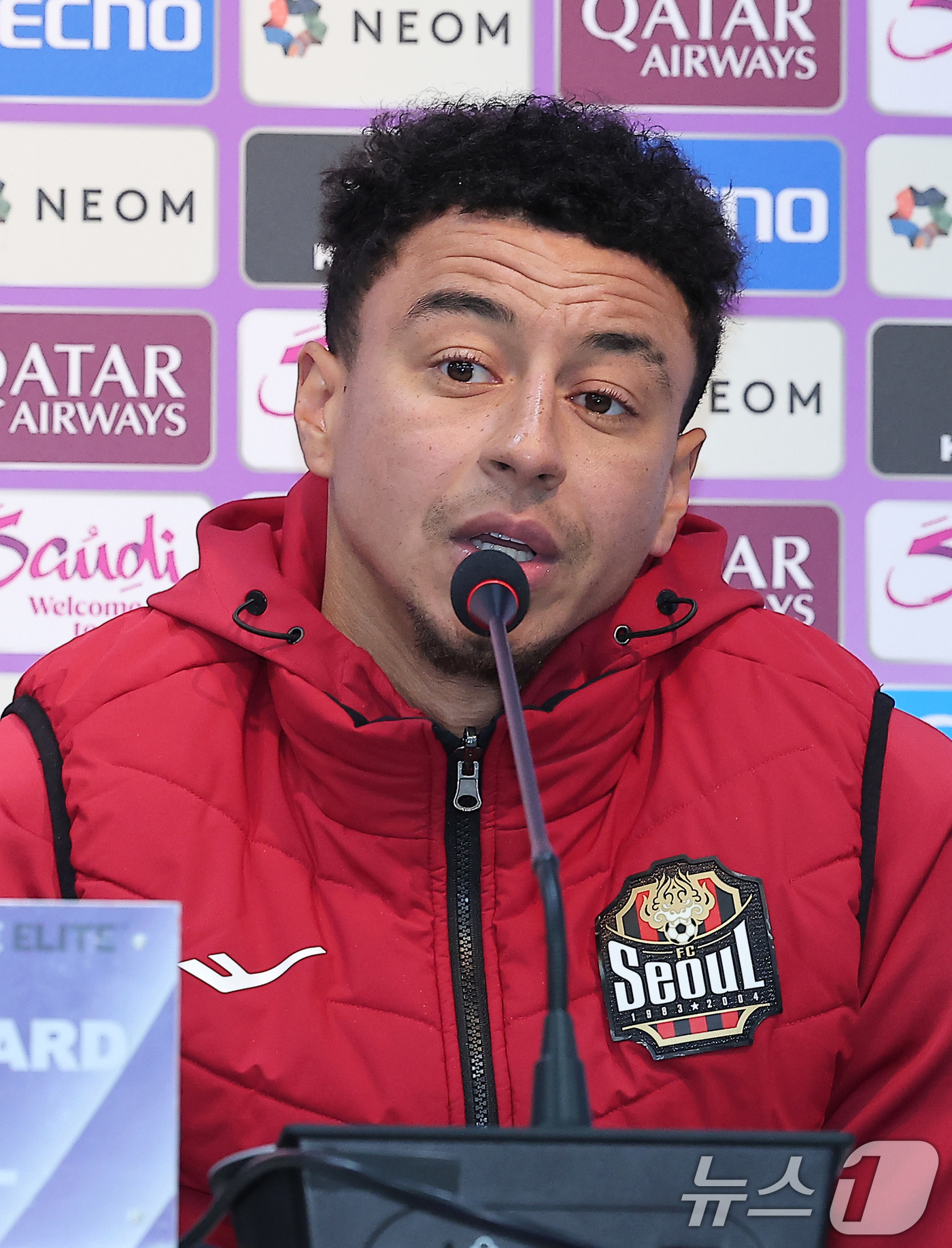 (서울=뉴스1) 김성진 기자 = FC서울 제시 린가드가 9일 서울 마포구 서울월드컵경기장에서 열린 2025~2026시즌 아시아축구연맹(AFC) 챔피언스리그 엘리트(ACLE) 리그 …