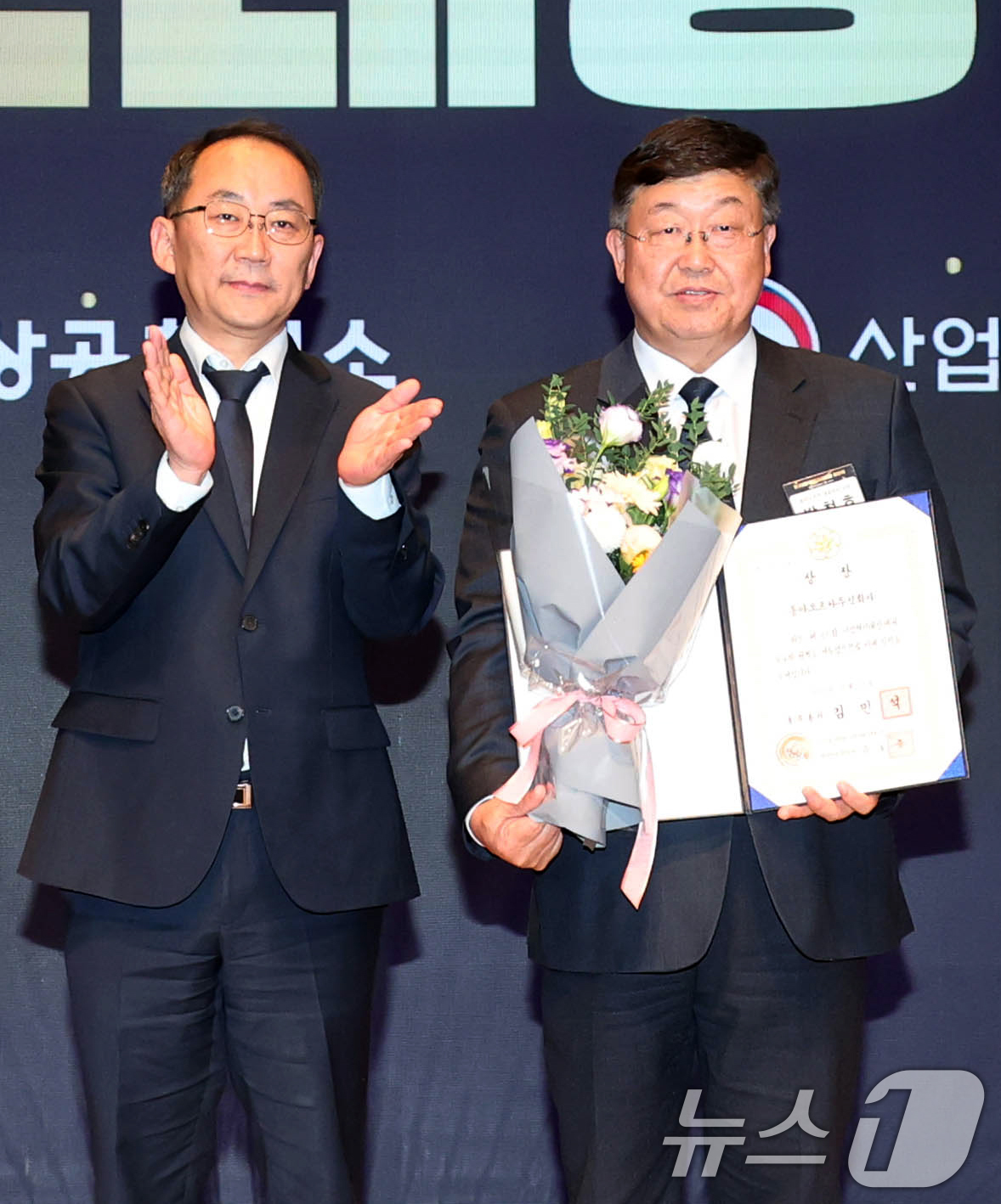 (서울=뉴스1) 김명섭 기자 = 박철호 동아오츠카㈜ 대표이사 사장이 9일 서울 중구 대한상의에서 열린 대한상공회의소(회장 최태원)와 산업통상부(장관 김정관)가 공동 주최한 ‘제32 …