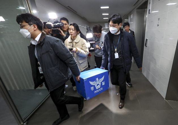 경찰, 쿠팡 압색 10시간 만에 종료…피의자로 中 전직 직원 적시