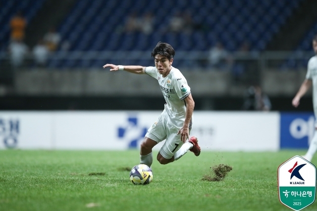 강원, ACLE 부리람 원정서 2-2 무승부…울산은 마치다에 1-3 완패