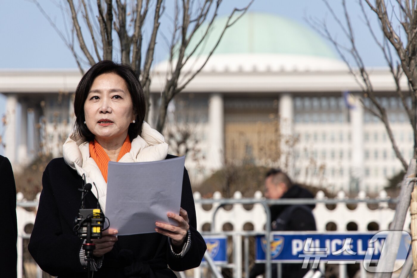 본문 이미지 - 허은아 전 개혁신당 대표가 10일 오전 서울 여의도 국회 앞에서 열린 특별 기자회견에서 발언을 하고 있다. 2025.2.10/뉴스1 ⓒ News1 이재명 기자