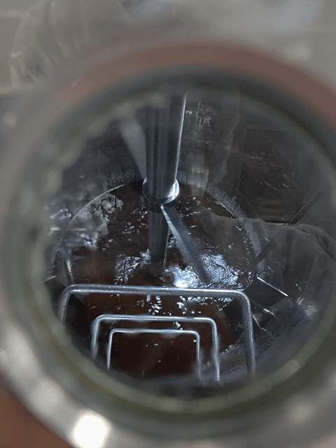 본문 이미지 - hy 평택공장 바이오플랜트에서 배지가 생산되어 있다.