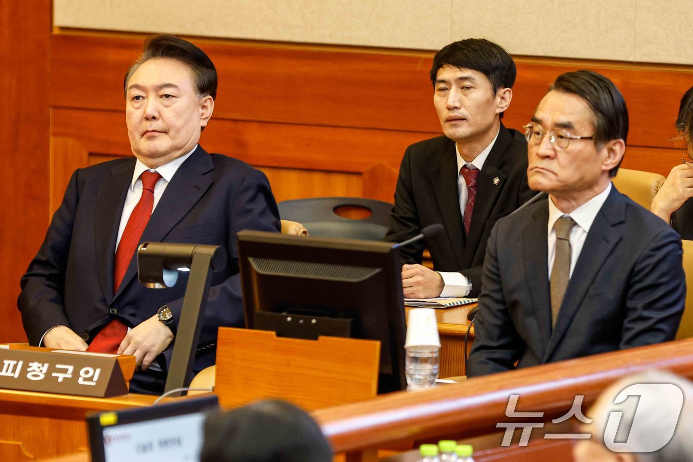 (서울=뉴스1) 사진공동취재단 = 윤석열 대통령이 11일 서울 종로구 헌법재판소에서 열린 '윤석열 대통령 탄핵심판 7차 변론'에 출석해 있다. 2025.2.11/뉴스1