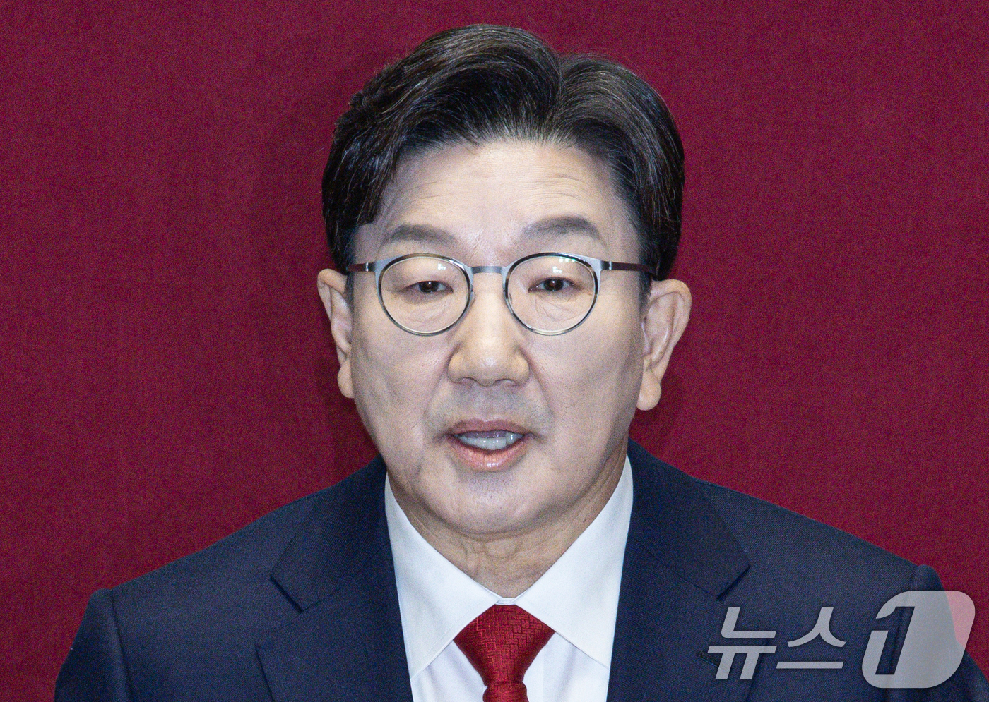 (서울=뉴스1) 이재명 기자 = 권성동 국민의힘 원내대표가 11일 오전 서울 여의도 국회 본회의장에서 '다시 한번 힘차게 전진하는 대한민국을 만들겠다'는 주제로 제422회 국회(임 …