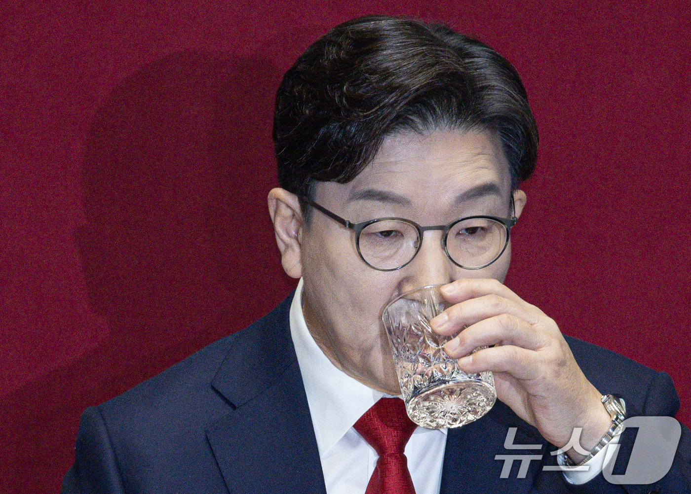 (서울=뉴스1) 이재명 기자 = 권성동 국민의힘 원내대표가 11일 서울 여의도 국회 본회의장에서 '다시 한번 힘차게 전진하는 대한민국을 만들겠다'는 주제로 제422회 국회(임시회) …