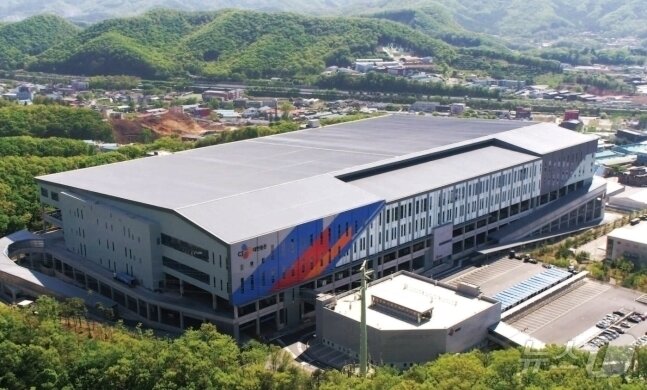 본문 이미지 - CJ대한통운 곤지암 메가허브 터미널(CJ대한통운 제공)