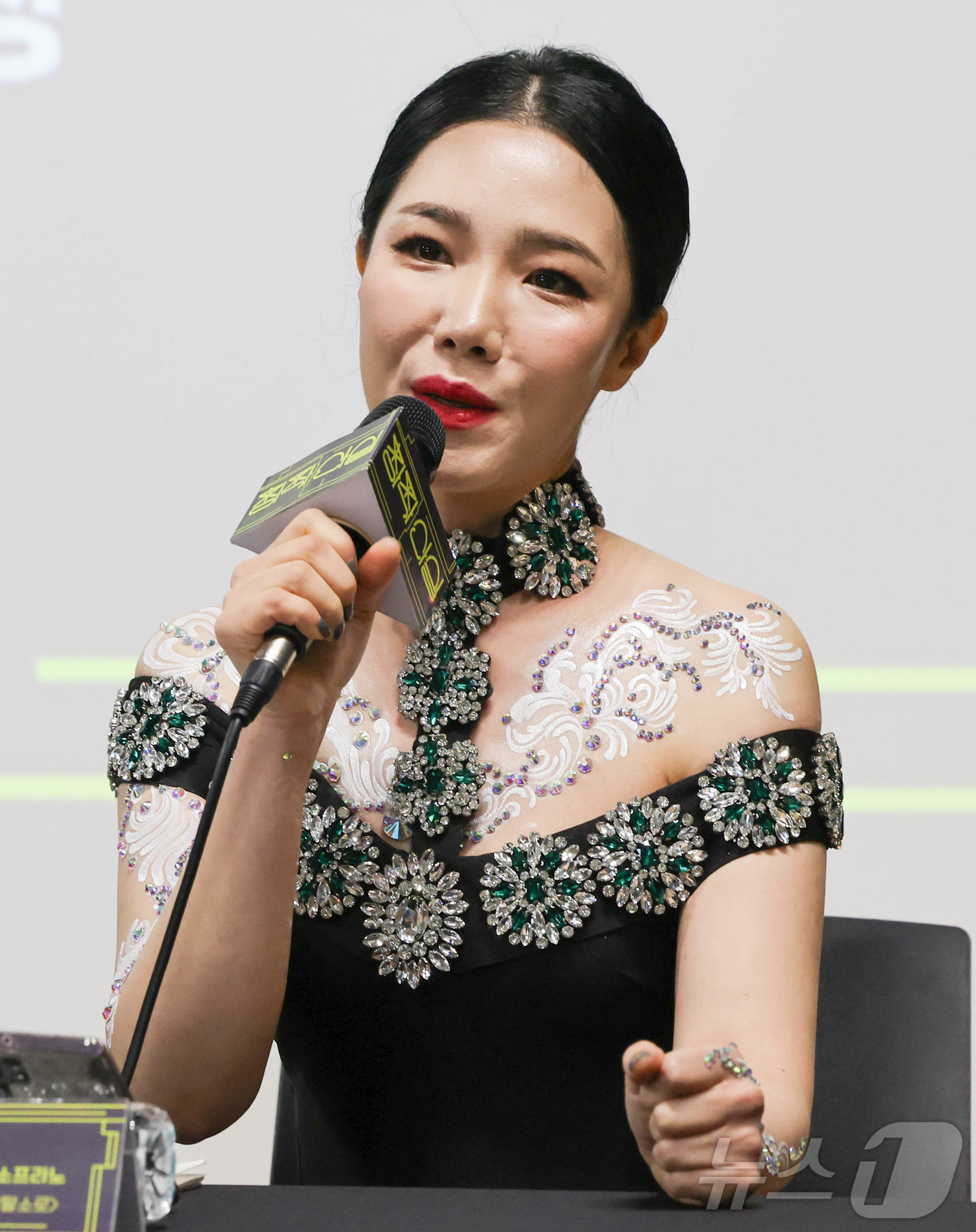 (서울=뉴스1) 허경 기자 = 김순희 창작오페라 '오페라 칼레아 부탈소로' 메조소프라노가 11일 서울 종로구 예술가의집에서 열린 제17회 공연예술창작산실 올해의 신작 4차 시기별 …