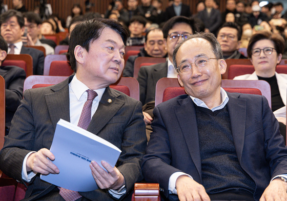 '계엄해제 방해' 추경호 10일 재판에 안철수 증인 신문