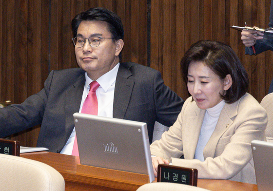 '부정선거 끝장토론' 제안에 나경원 "번지수 틀려…선관위하고 하라"