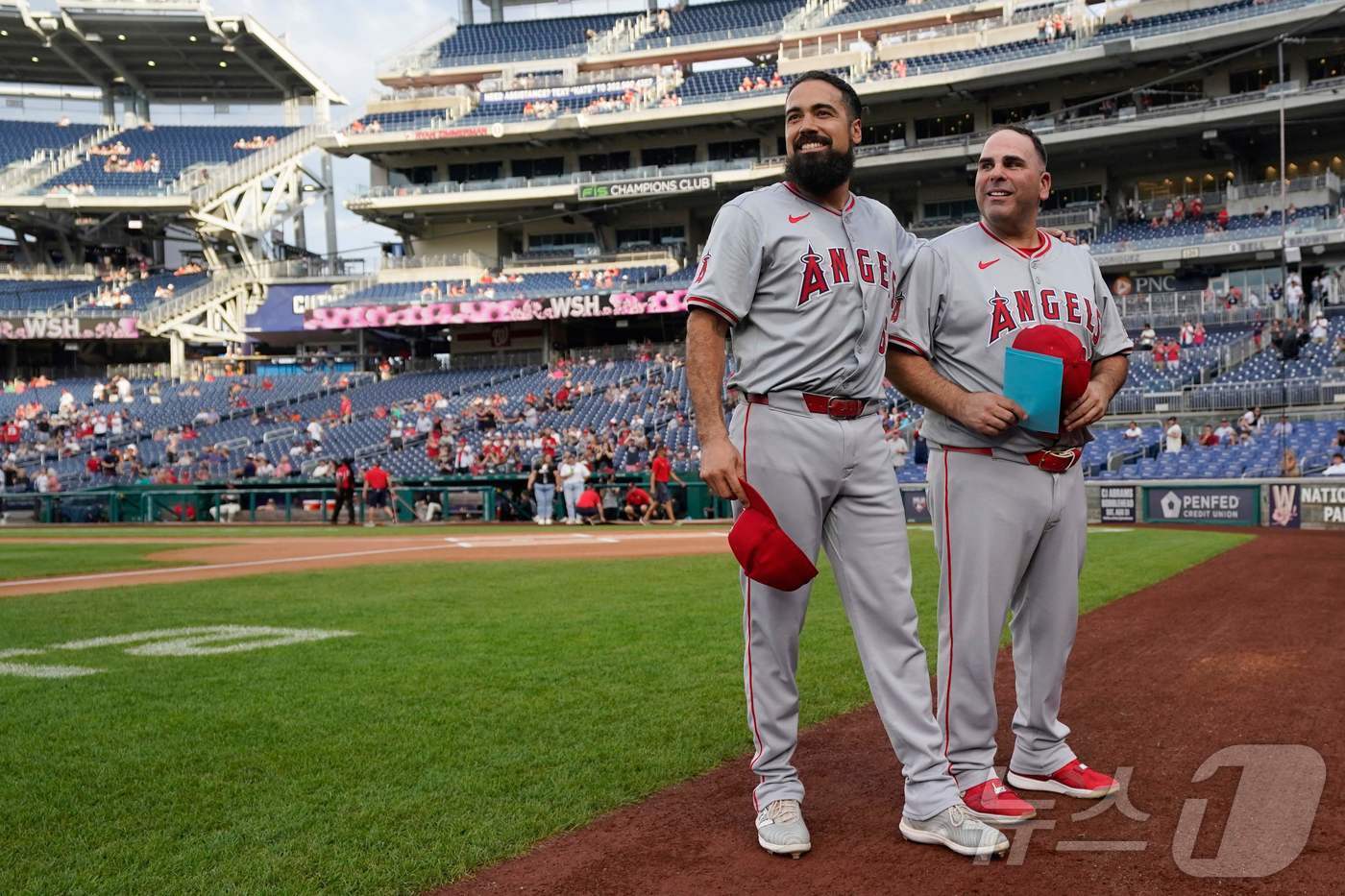 본문 이미지 - 앤서니 렌던(LA 에인절스). ⓒ AFP=뉴스1