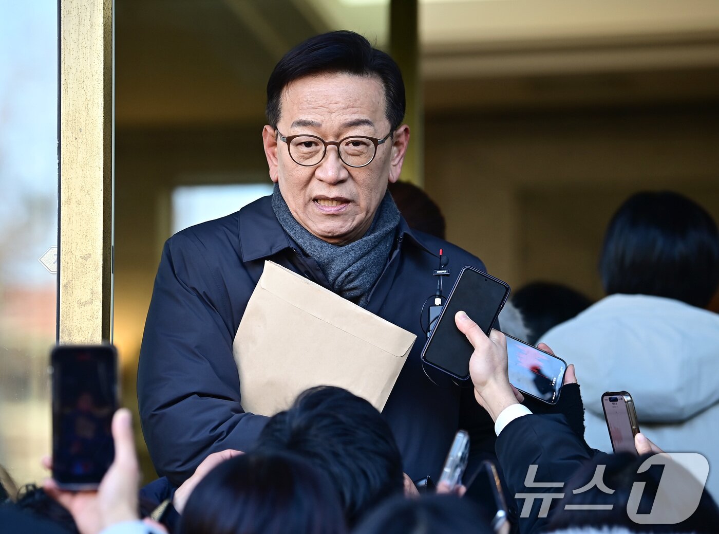 본문 이미지 - 윤석열 대통령 측 변호인인 석동현 변호사. 2025.2.13/뉴스1 ⓒ News1 사진공동취재단