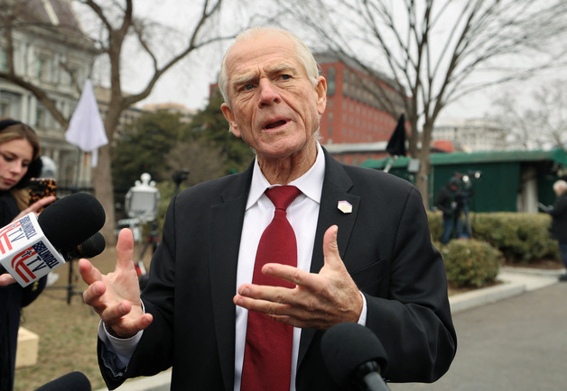 트럼프 무역책사 나바로 "글로벌 관세 10%→15% 인상 진행 중"