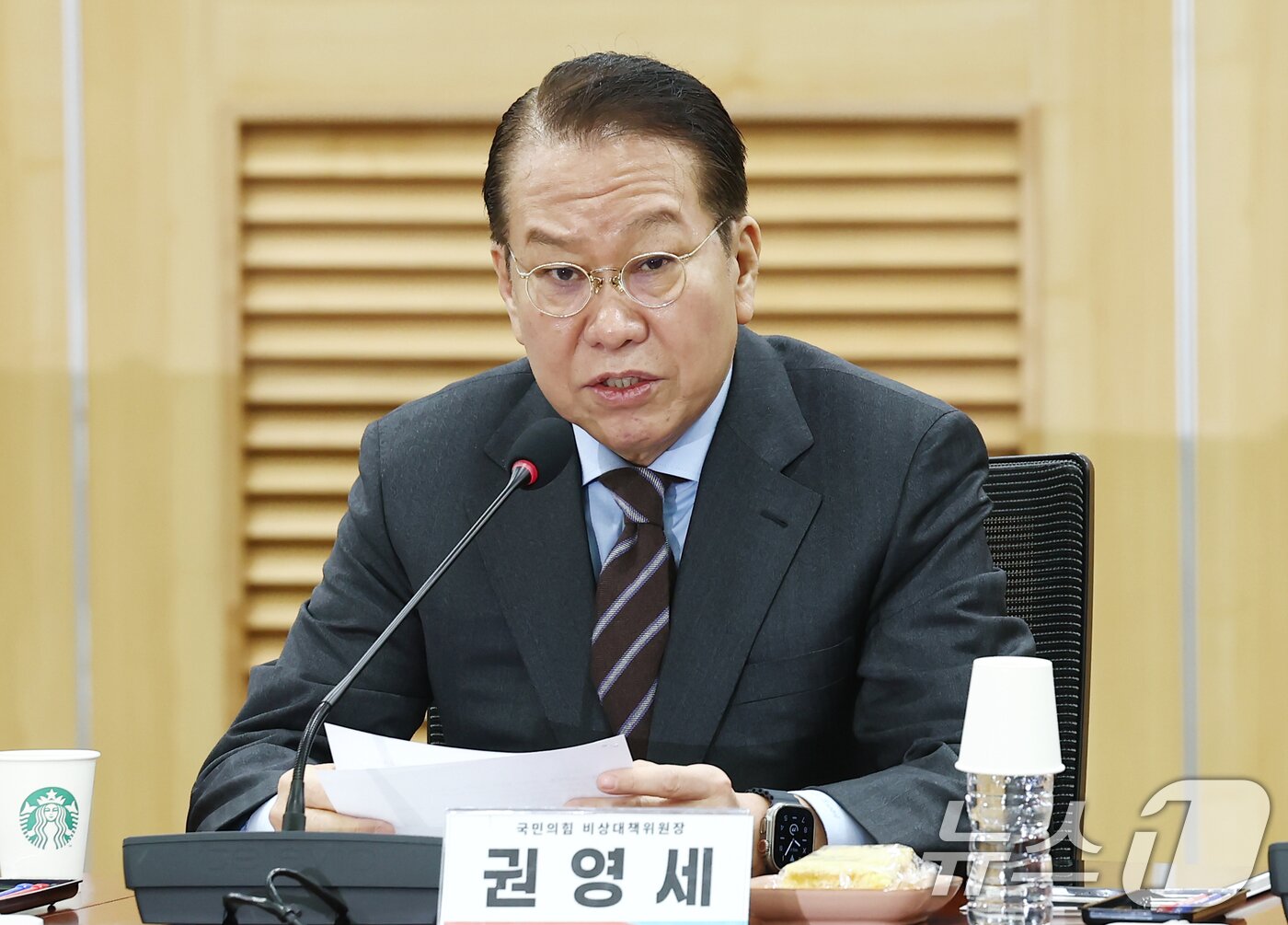 본문 이미지 - 권영세 국민의힘 비상대책위원장이 14일 오전 서울 여의도 국회 의원회관에서 열린 '직장 내 괴롭힘 관련 MBC 청문회 촉구 긴급 토론회'에서 발언하고 있다. 2025.2.14/뉴스1 ⓒ News1 김민지 기자