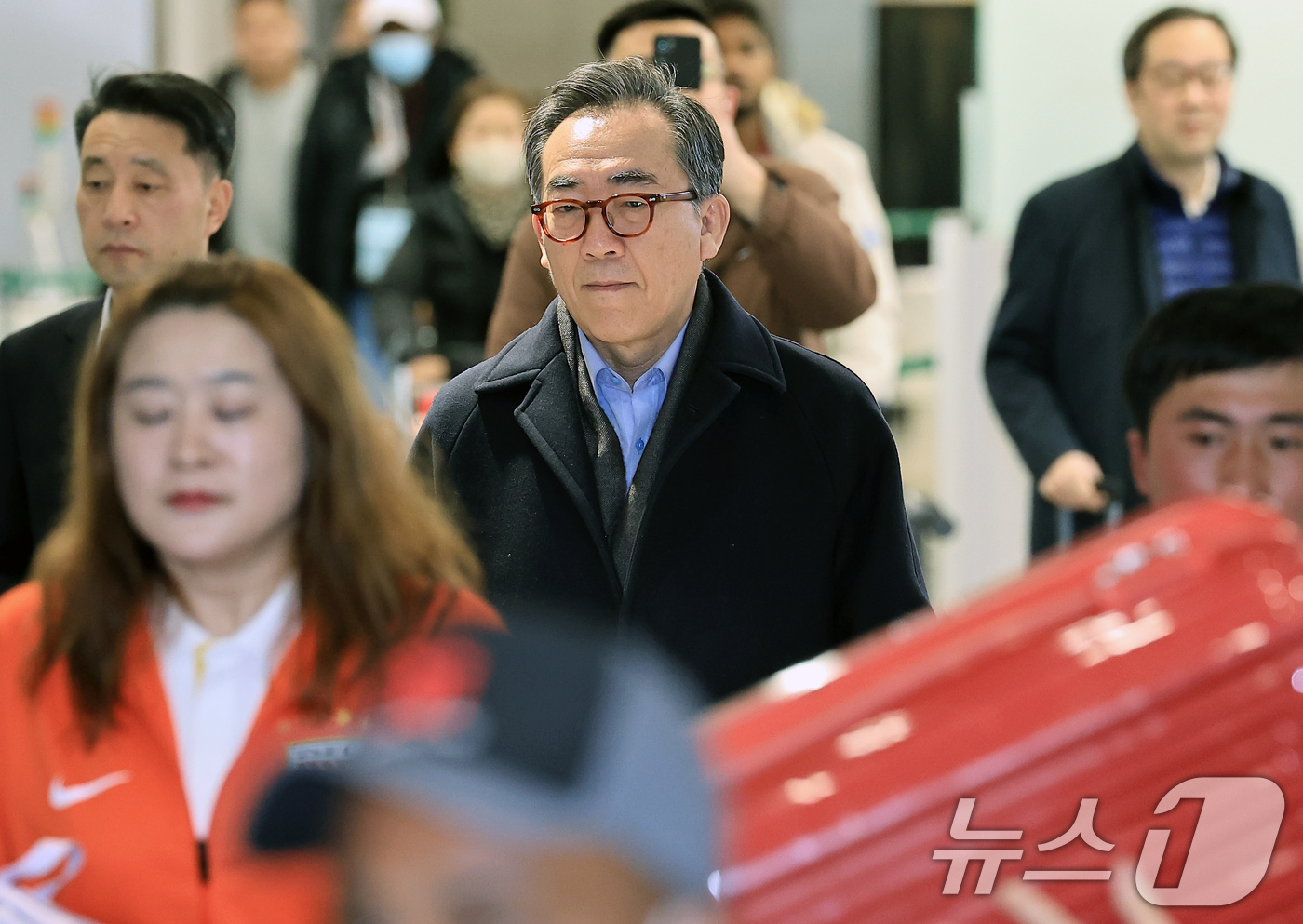 (인천공항=뉴스1) 박정호 기자 = 뮌헨안보회의(MSC) 참석을 마친 조태열 외교부 장관이 17일 인천국제공항을 통해 귀국하고 있다.조 장관은 지난 16일 마코 루비오 미국 국무부 …