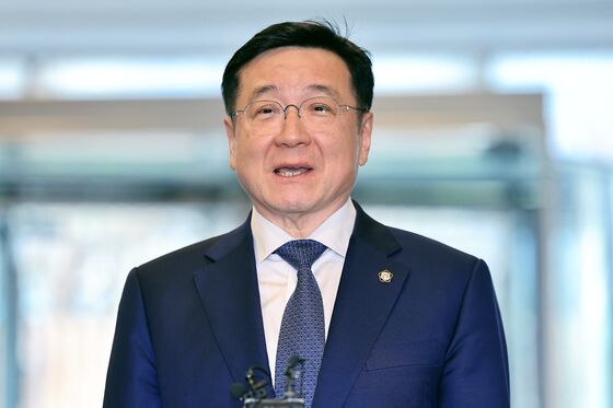 이찬희 준감위원장 "삼성 발목잡는 외압 막을 방파제 되겠다"