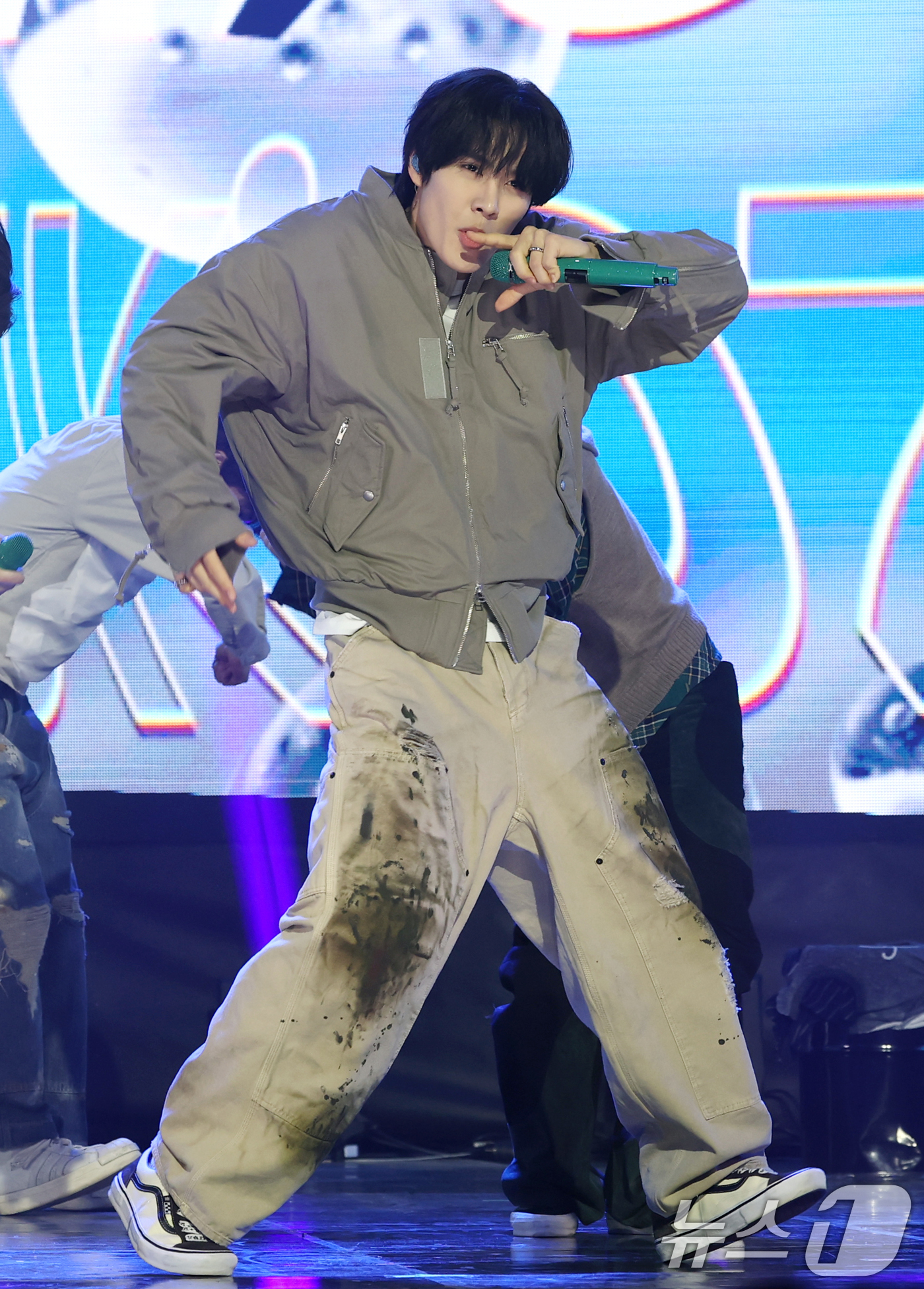 (서울=뉴스1) 권현진 기자 = 보이그룹 아크 최한이 18일 오후 서울 마포구 SBS 상암 프리즘타워 공개홀에서 가진 미니 2집 'nu kidz: out the box(뉴 키즈: …