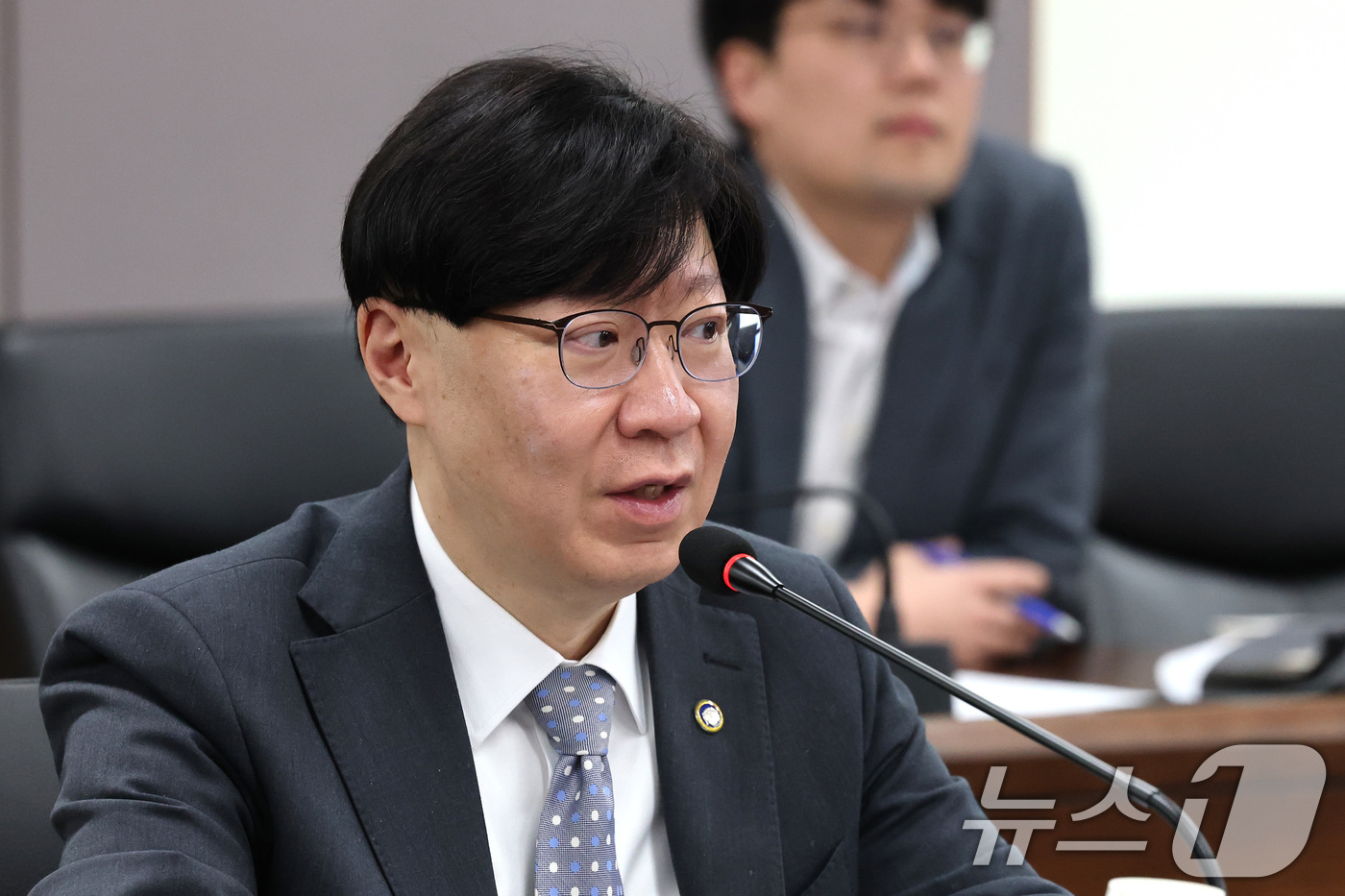 (서울=뉴스1) 임세영 기자 = 김소영 금융위원회 부위원장이 19일 오전 서울 종로구 정부서울청사에서 열린 정책금융 조기집행 간담회에서 모두발언을 하고 있다. 2025.2.19/뉴 …