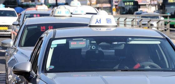 '장애인 바우처택시' 증차·이용 제한 완화에 하루 이용자 2.5배 증가