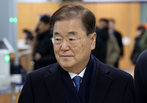 '사드 비밀 누설' 정의용 등 文정부 안보라인 첫 재판서 혐의 부인