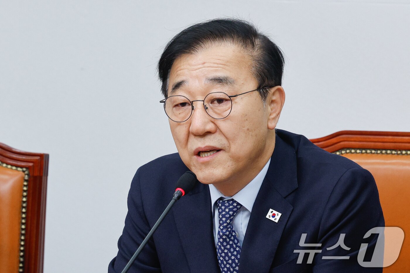 본문 이미지 - 김윤덕 더불어민주당 사무총장이 2일 서울 여의도 국회에서 현안 관련 기자간담회를 하고 있다. 2025.2.2/뉴스1 ⓒ News1 안은나 기자