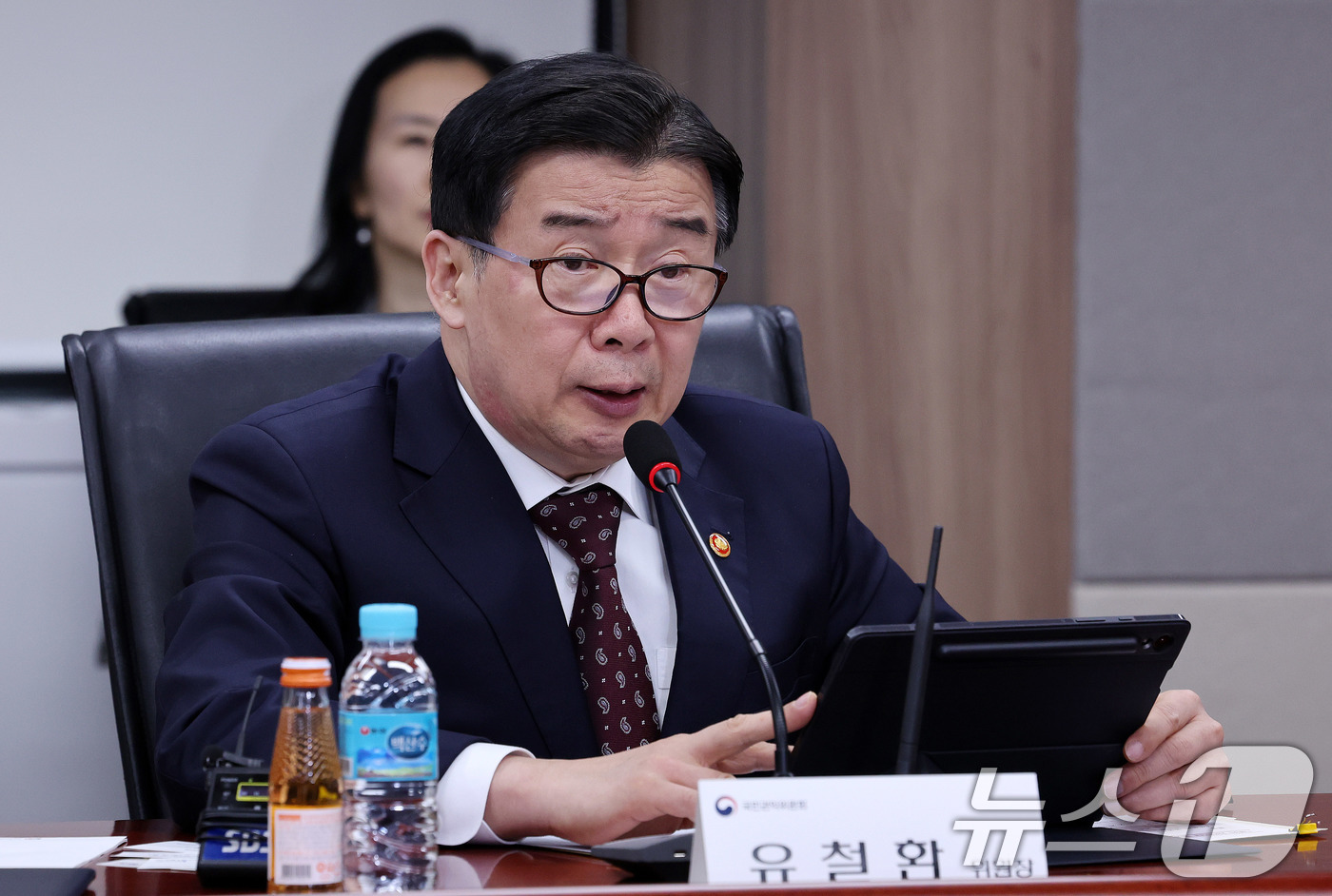 (서울=뉴스1) 박지혜 기자 = 유철환 국민권익위원장이 20일 서울 종로구 정부서울청사에서 열린 '복지 사각지대 발굴, 지원사업' 업무협약식에서 인사말을 하고 있다. 2025.2. …