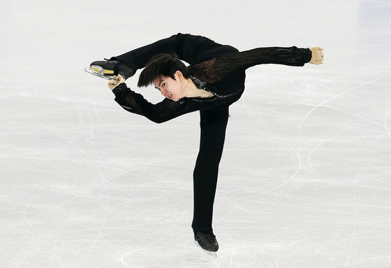 피겨 차준환, 그랑프리 4차 쇼트프로그램 3위…1위와 6.98점 차