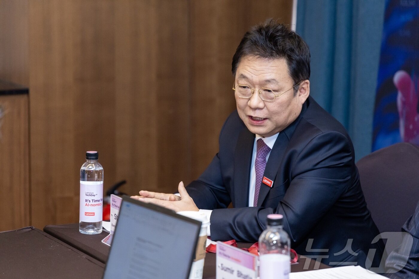 본문 이미지 - 신규식 한국레노버 대표가 뉴스1과 인터뷰에서 발언하고 있다.