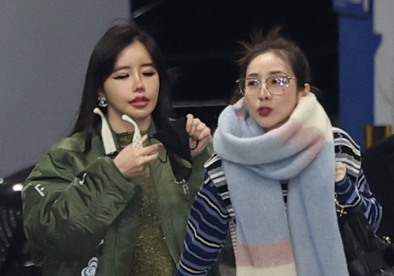 박봄, 마약 의혹 제기 뒤 삭제 →산다라박 반박·손절설→이틀만에 재업로드