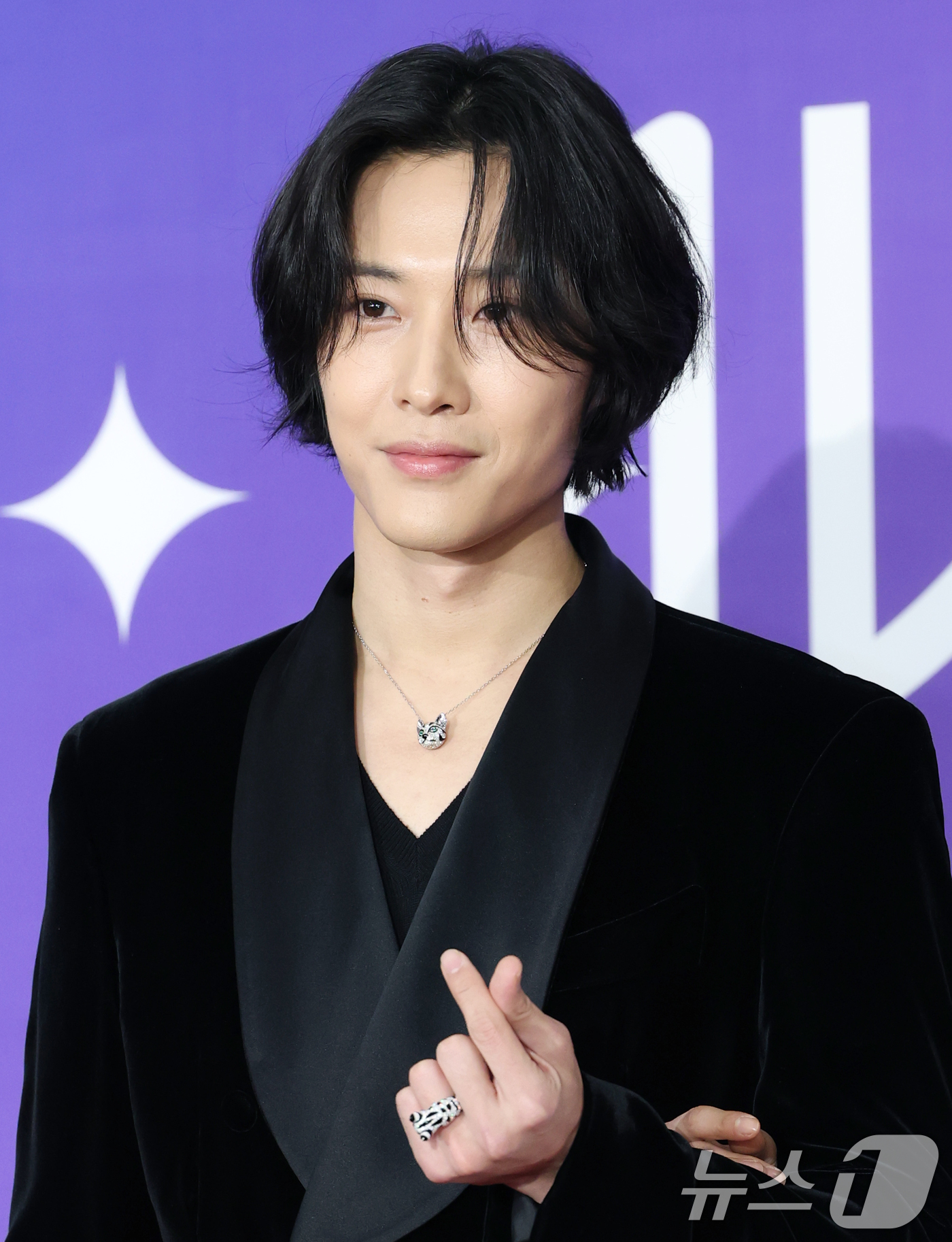 (서울=뉴스1) 권현진 기자 = 배우 이종원이 22일 오후 서울 성북구 안암동 고려대학교 화정체육관에서 열린 '제 1회 디어워즈' 레드카펫 행사에 참석해 포즈를 취하고 있다. 20 …