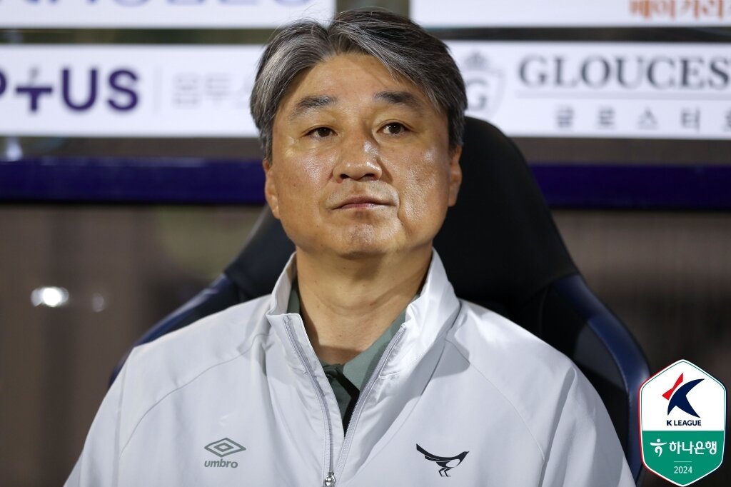 본문 이미지 -  전경준 성남 감독(한국프로축구연맹 제공)