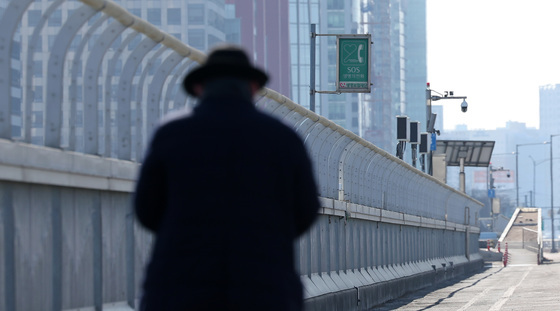 "돈 때문에 죽고싶단 생각 안들게"…포항시, 집앞까지 가는 자살예방 지원