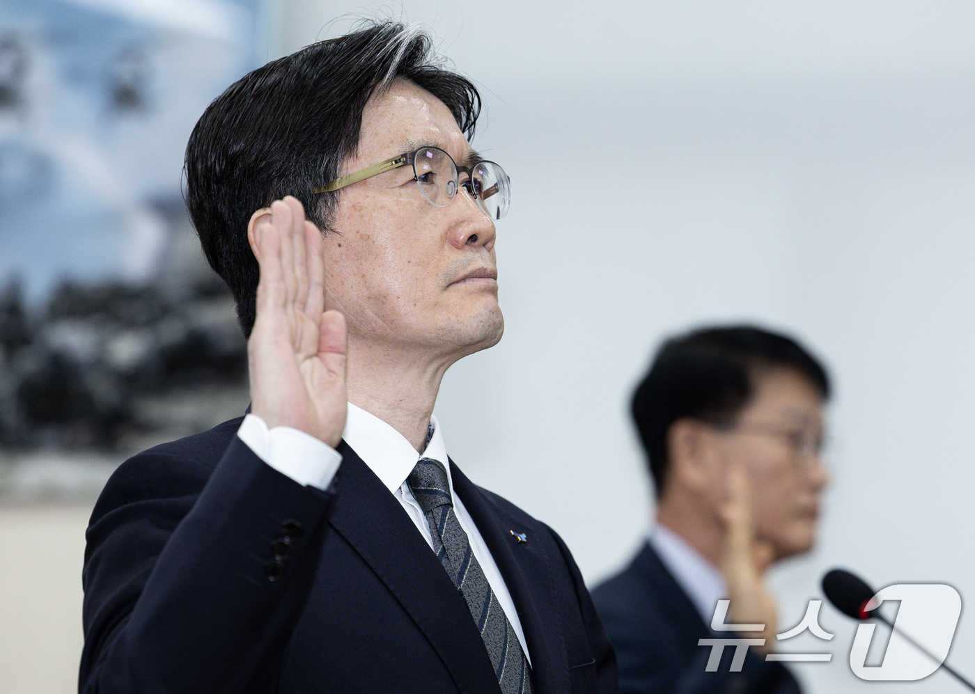 (서울=뉴스1) 이재명 기자 = 오동운 고위공직자범죄수사처(공수처) 처장이 25일 오전 서울 여의도 국회에서 열린 윤석열 정부의 비상계엄 선포를 통한 내란 혐의 진상규명 국정조사 …