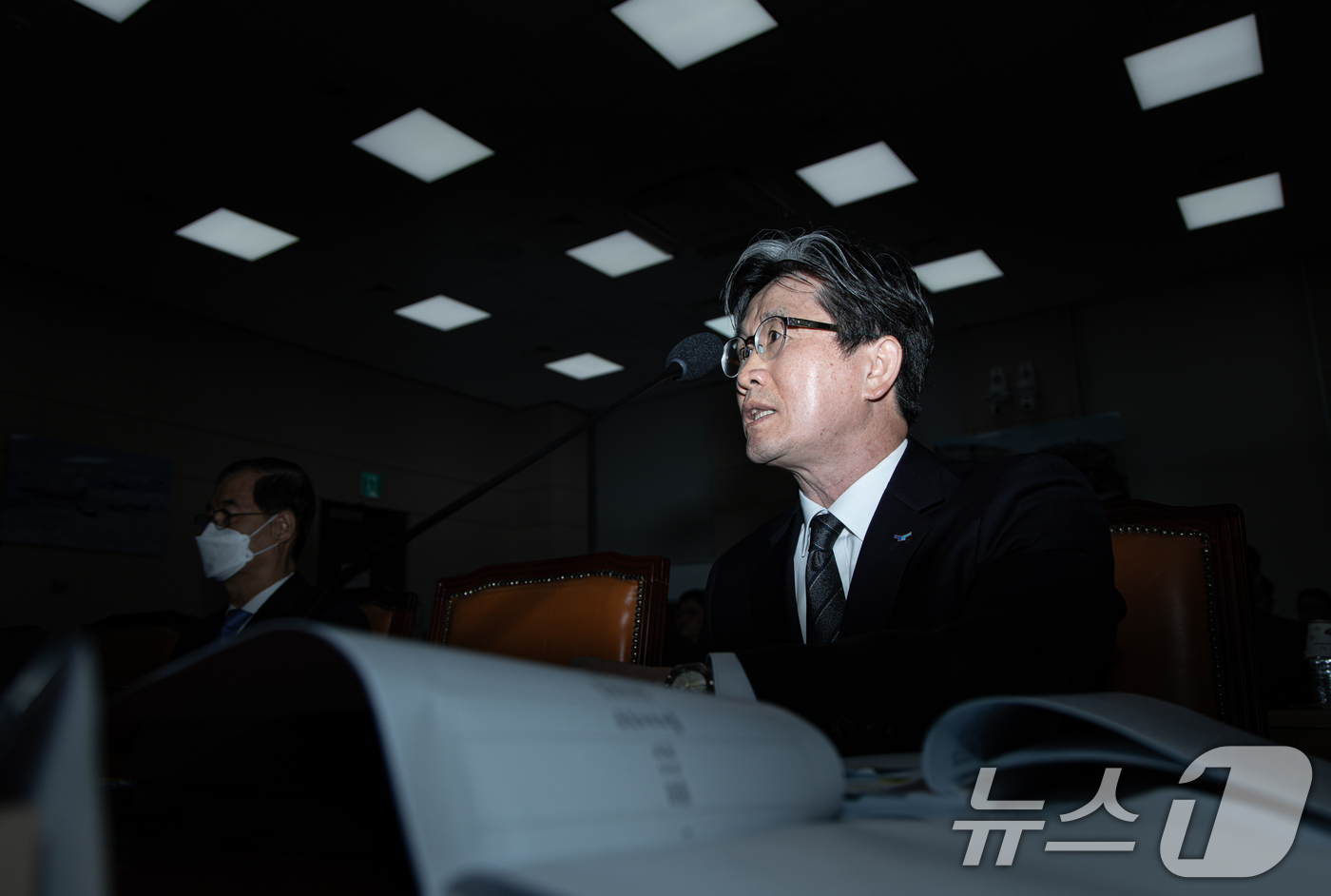 (서울=뉴스1) 이재명 기자 = 오동운 고위공직자범죄수사처(공수처) 처장이 25일 오전 서울 여의도 국회에서 열린 윤석열 정부의 비상계엄 선포를 통한 내란 혐의 진상규명 국정조사 …