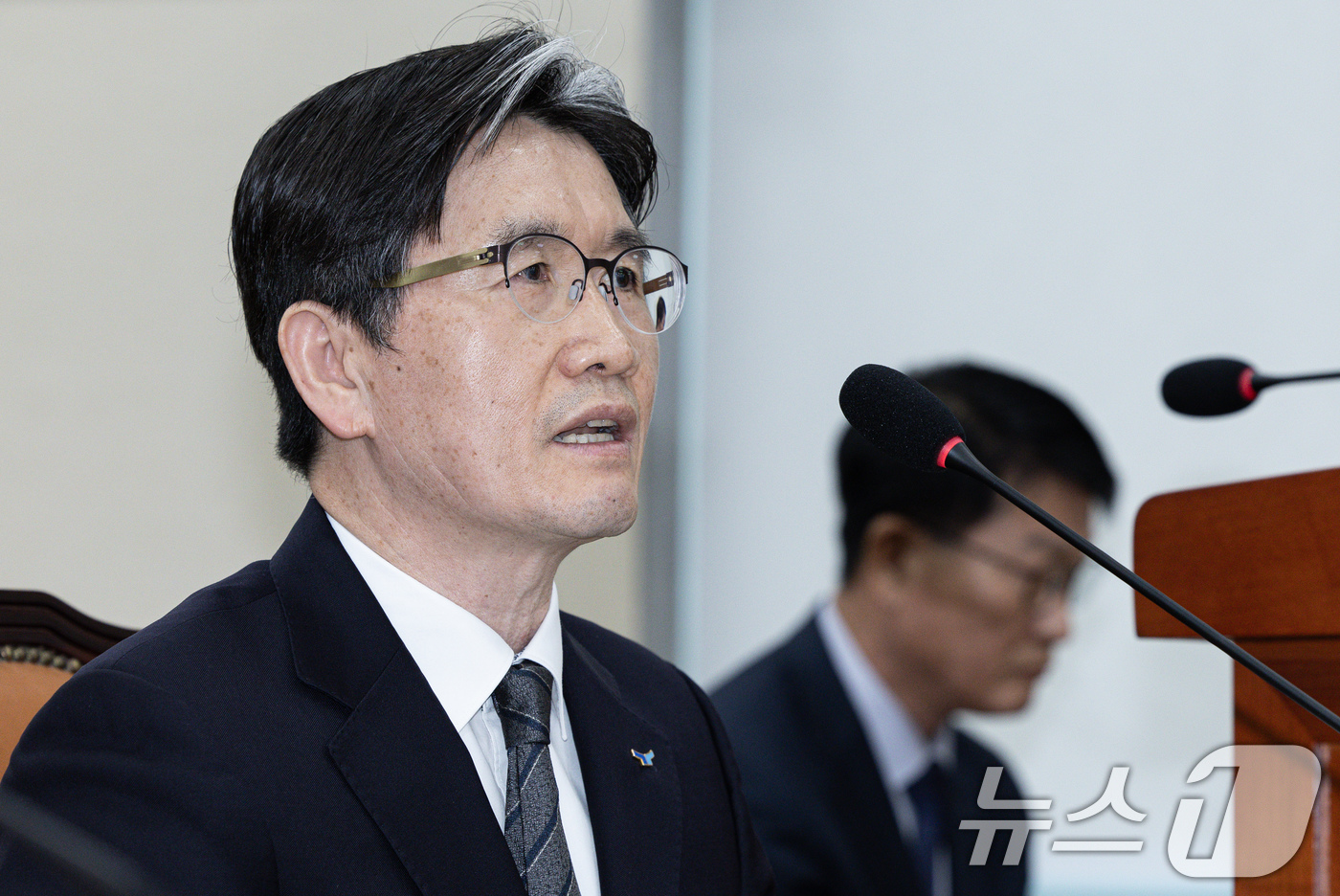 (서울=뉴스1) 이재명 기자 = 오동운 고위공직자범죄수사처(공수처) 처장이 25일 오전 서울 여의도 국회에서 열린 윤석열 정부의 비상계엄 선포를 통한 내란 혐의 진상규명 국정조사 …