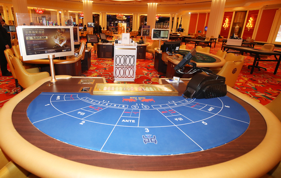 제주도민 "카지노, 경제적 기여 긍정적이지만 규제는 강화해야"