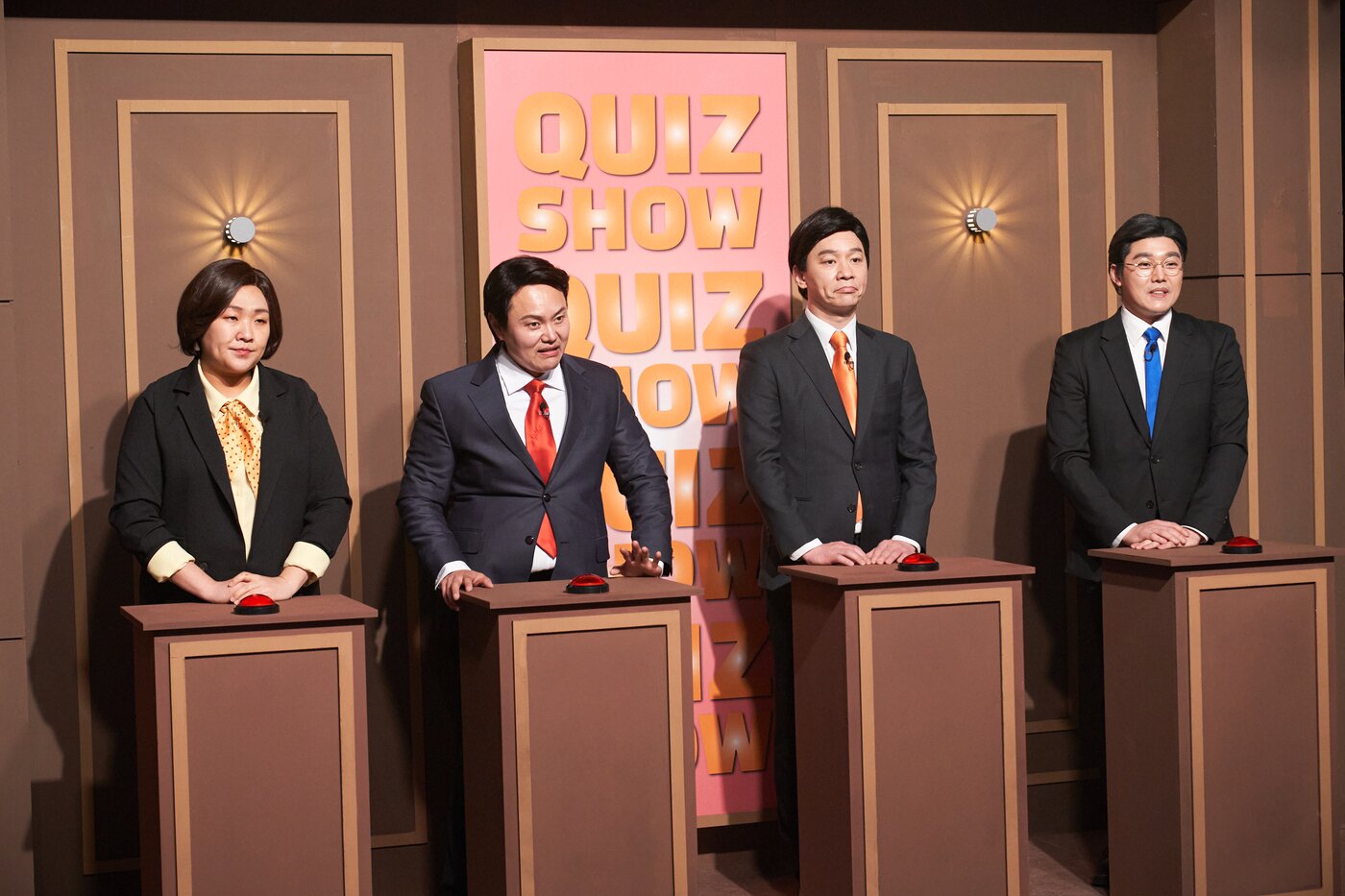 본문 이미지 - 지난 2022년 대권주자들을 풍자했던 쿠팡플레이 'SNL 코리아' / 사진제공=쿠팡플레이