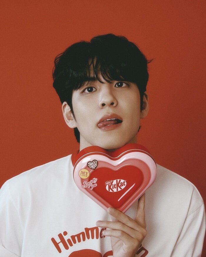 본문 이미지 - 네슬레코리아 킷캣, 밸런타인데이 시즌 한정 신제품 &#39;킷캣 하트틴&#39; 출시 / 사진=네슬레코리아 제공