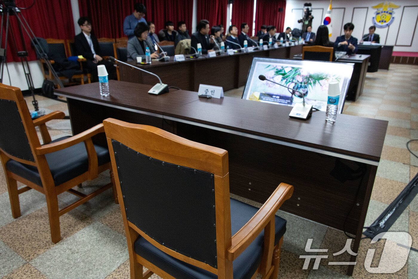 5일 경기 의왕시 서울구치소에서 열린 ‘윤석열 정부의 비상계엄 선포를 통한 내란혐의 진상규명 국정조사특별위원회(내란 국조특위)’ 2차 현장조사 청문회에서 윤석열 대통령을 비롯한 증인들은 출석하지 않은 채 진행되고 있다. 2025.2.5/뉴스1 ⓒ News1 국회사진취재단