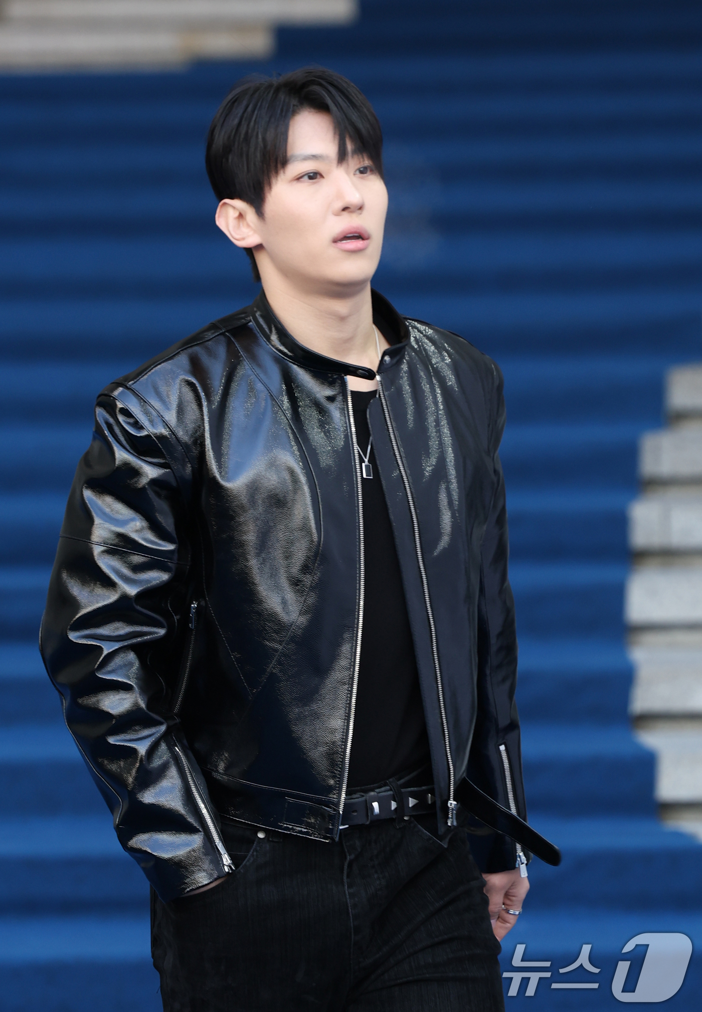 (서울=뉴스1) 권현진 기자 = 방송인 덱스가 5일 서울 중구 동대문디자인플라자(DDP)에서 열린 ‘2025 F/W서울패션위크’ '한나신' 패션쇼에 참석하고 있다. 2025.2.5 …