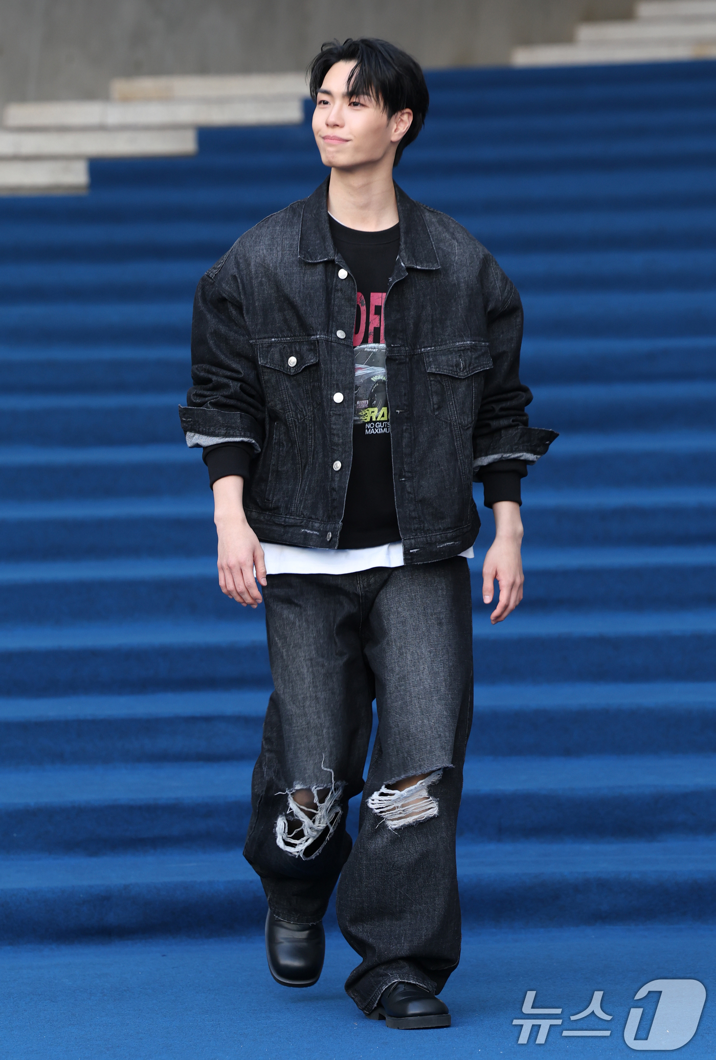 (서울=뉴스1) 권현진 기자 = 가수 김선빈이 5일 서울 중구 동대문디자인플라자(DDP)에서 열린 ‘2025 F/W서울패션위크’ '한나신' 패션쇼에 참석하고 있다. 2025.2.5 …