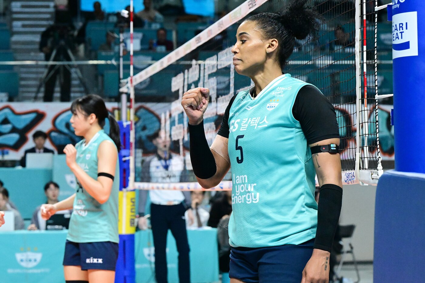 본문 이미지 - 5일 페퍼저축은행전에서 55점으로 맹활약한 GS칼텍스 지젤 실바. &#40;KOVO 제공&#41;