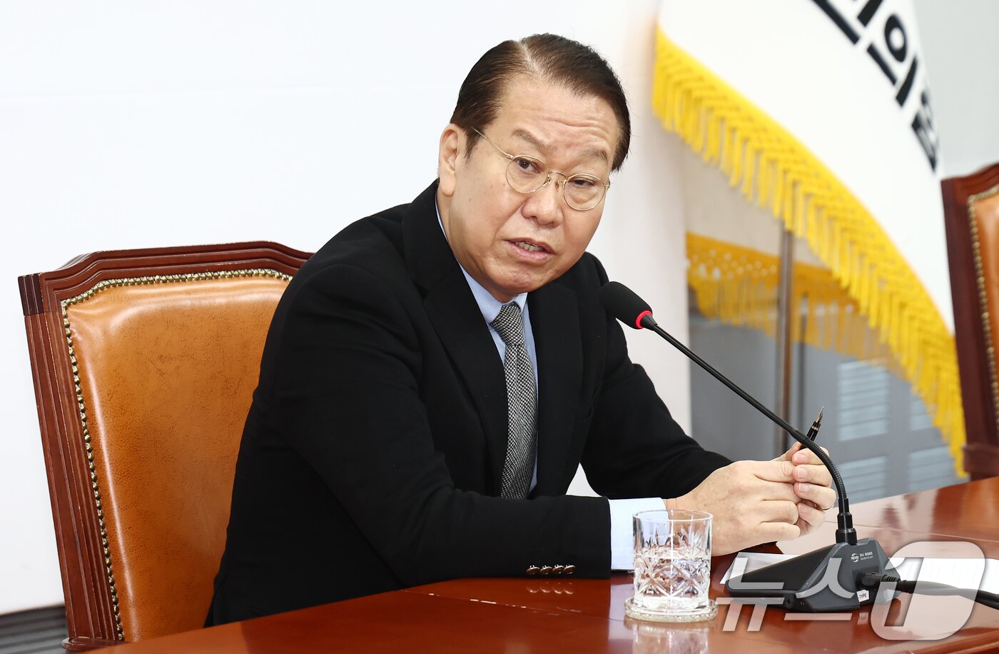 본문 이미지 - 권영세 국민의힘 비상대책위원장이 6일 오전 서울 여의도 국회에서 신년 기자간담회를 하고 있다. 2025.2.6/뉴스1 ⓒ News1 김민지 기자