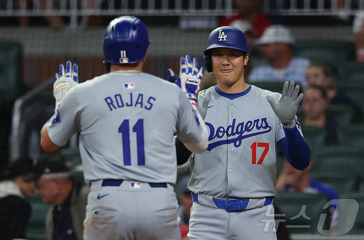 본문 이미지 - 지난 해까지 11번을 달았던 미겔 로하스. ⓒ AFP=뉴스1