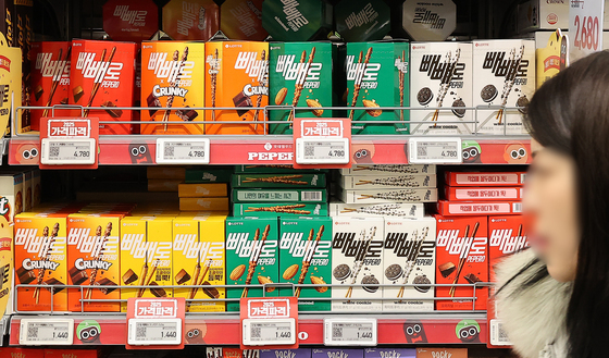 롯데웰푸드, 지난해 영업이익 1095억원…전년比 30.3%↓(1보)