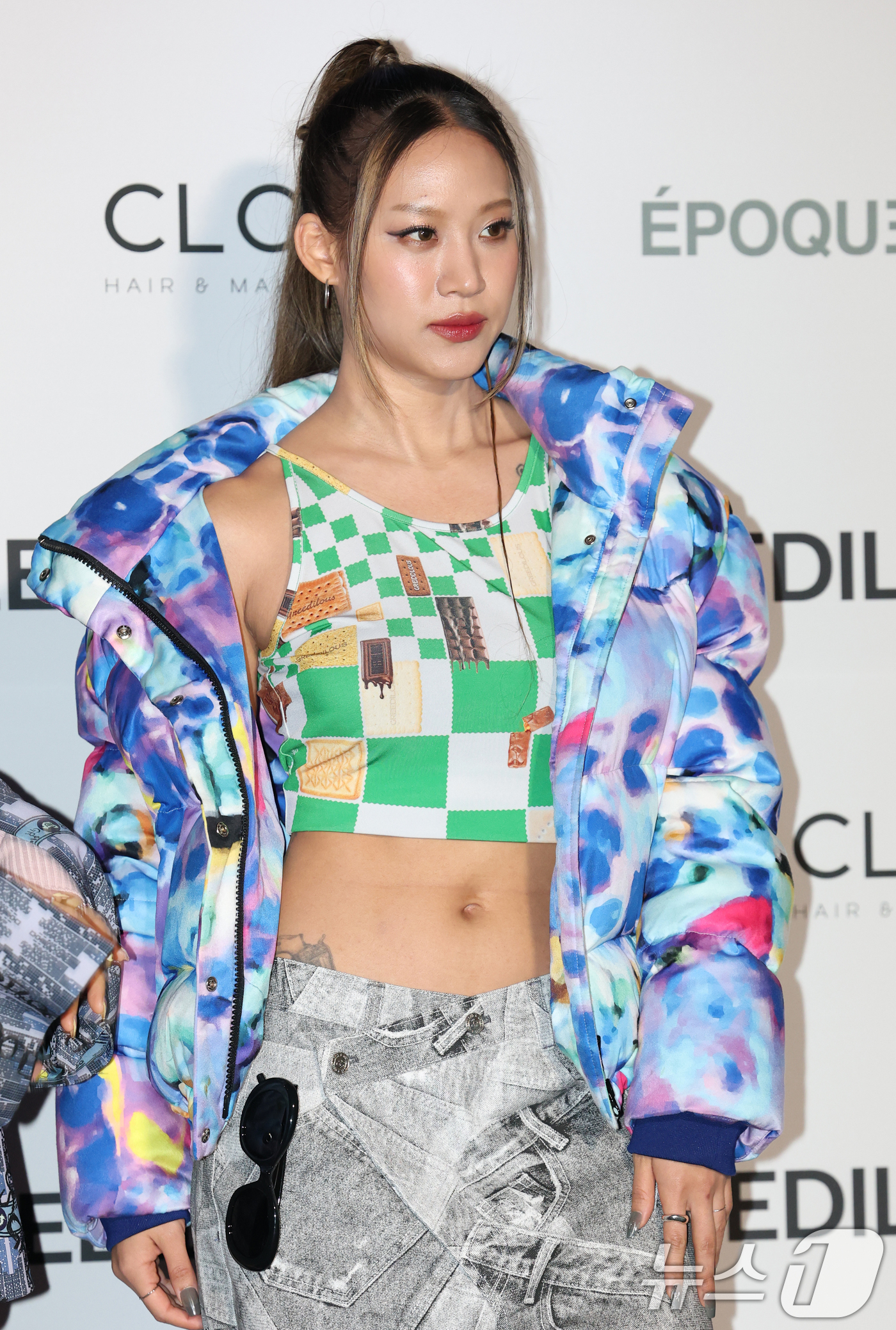 (서울=뉴스1) 권현진 기자 = 가수 나다가 6일 서울 중구 동대문디자인플라자(DDP)에서 열린 ‘2025 F/W서울패션위크’ ‘그리디어스’ 컬렉션에 참석해 포즈를 취하고 있다. …