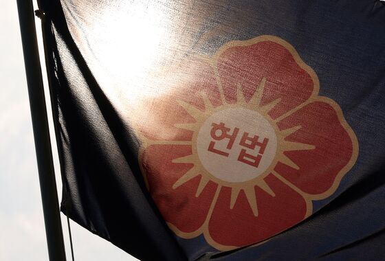 尹 탄핵심판 '운명의 한 주'…20~21일 선고하나 촉각