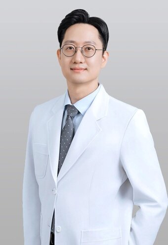 본문 이미지 - 김용선 본동물의료센터 외과 원장&#40;동물병원 제공&#41; ⓒ 뉴스1